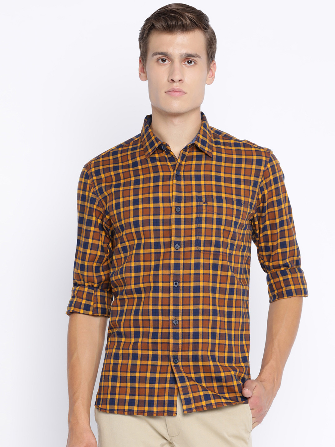 

Basics Men Brown Slim Fit Checked Casual Shirt