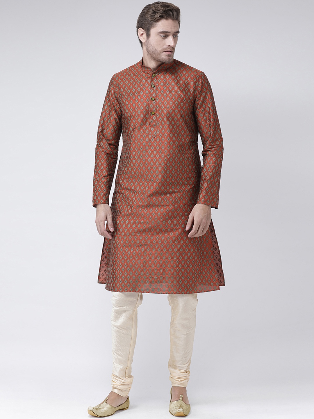 

DEYANN Men Orange Embroidered Kurta with Churidar