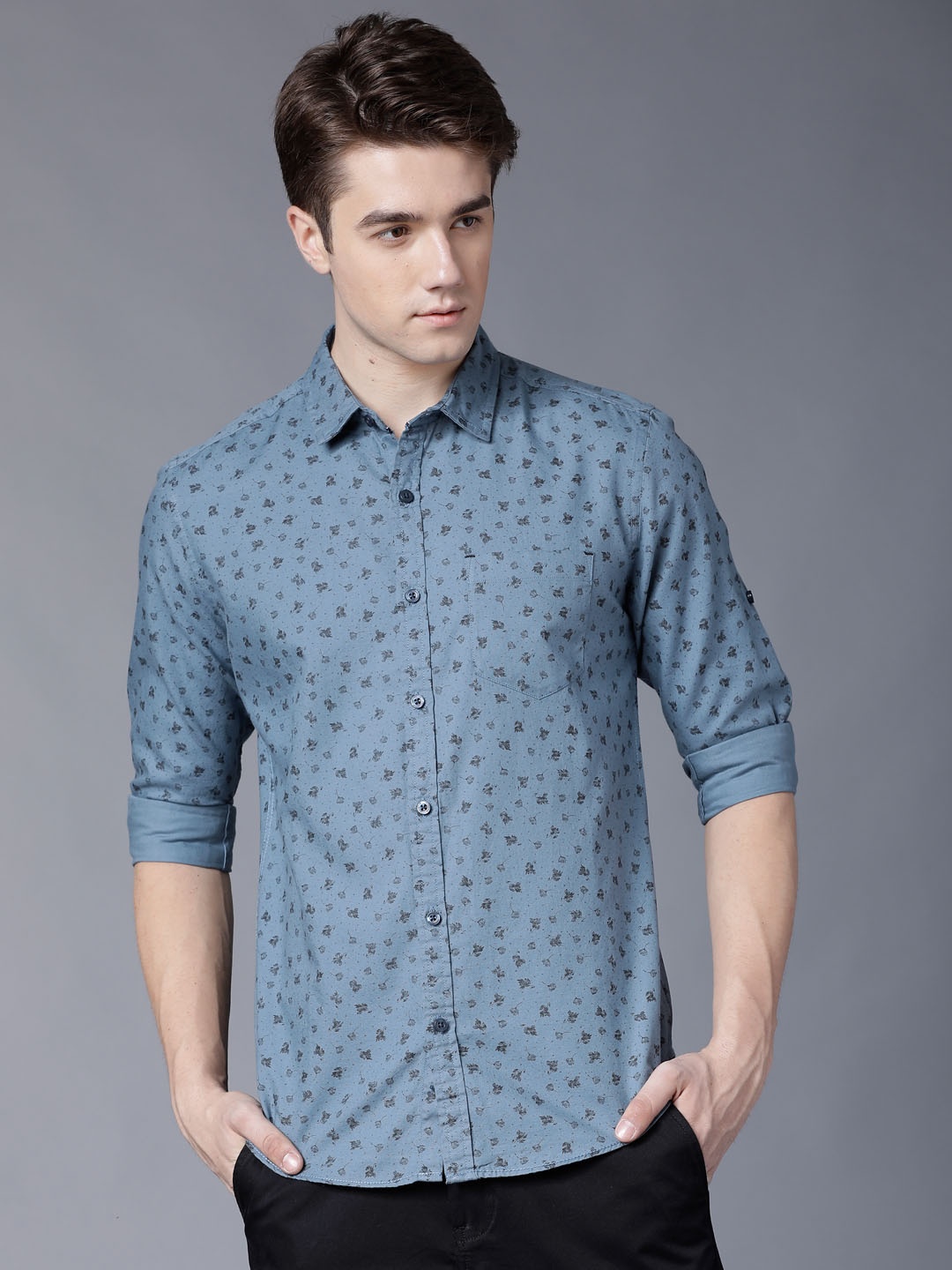

LOCOMOTIVE Men Blue Slim Fit Printed Casual Shirt