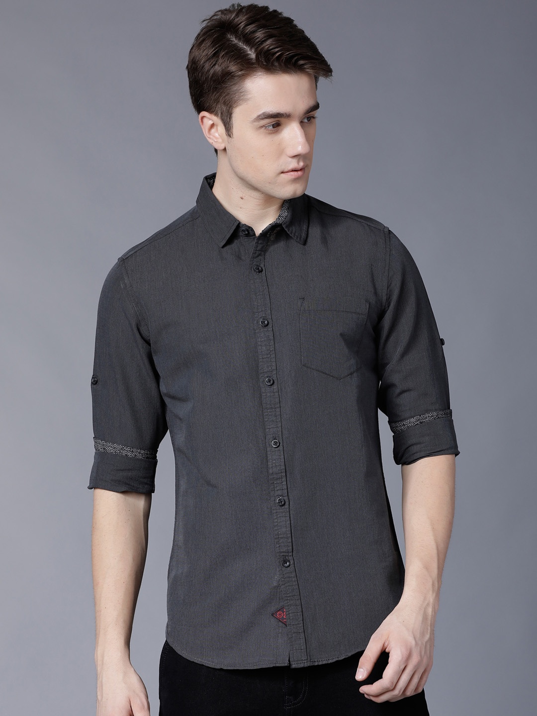 

LOCOMOTIVE Men Charcoal Grey Slim Fit Self Design Casual Shirt