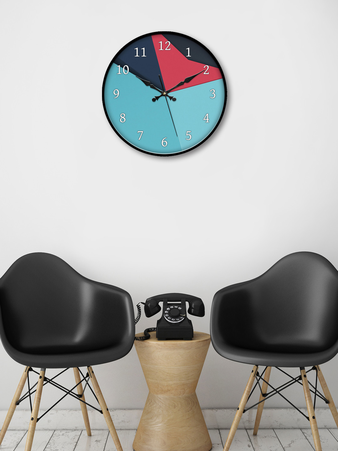 

999Store Blue Round Colourblocked Analogue Wall Clock