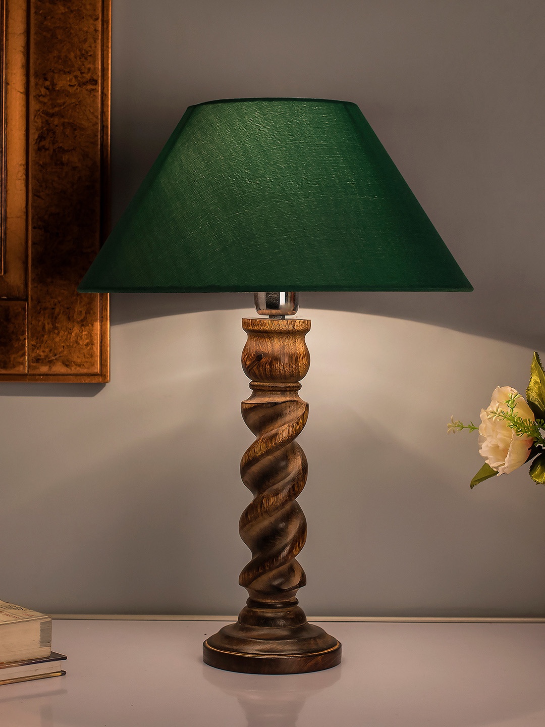 

Homesake Black Solid Classic Twister Handcrafted Table Lamp with Shade