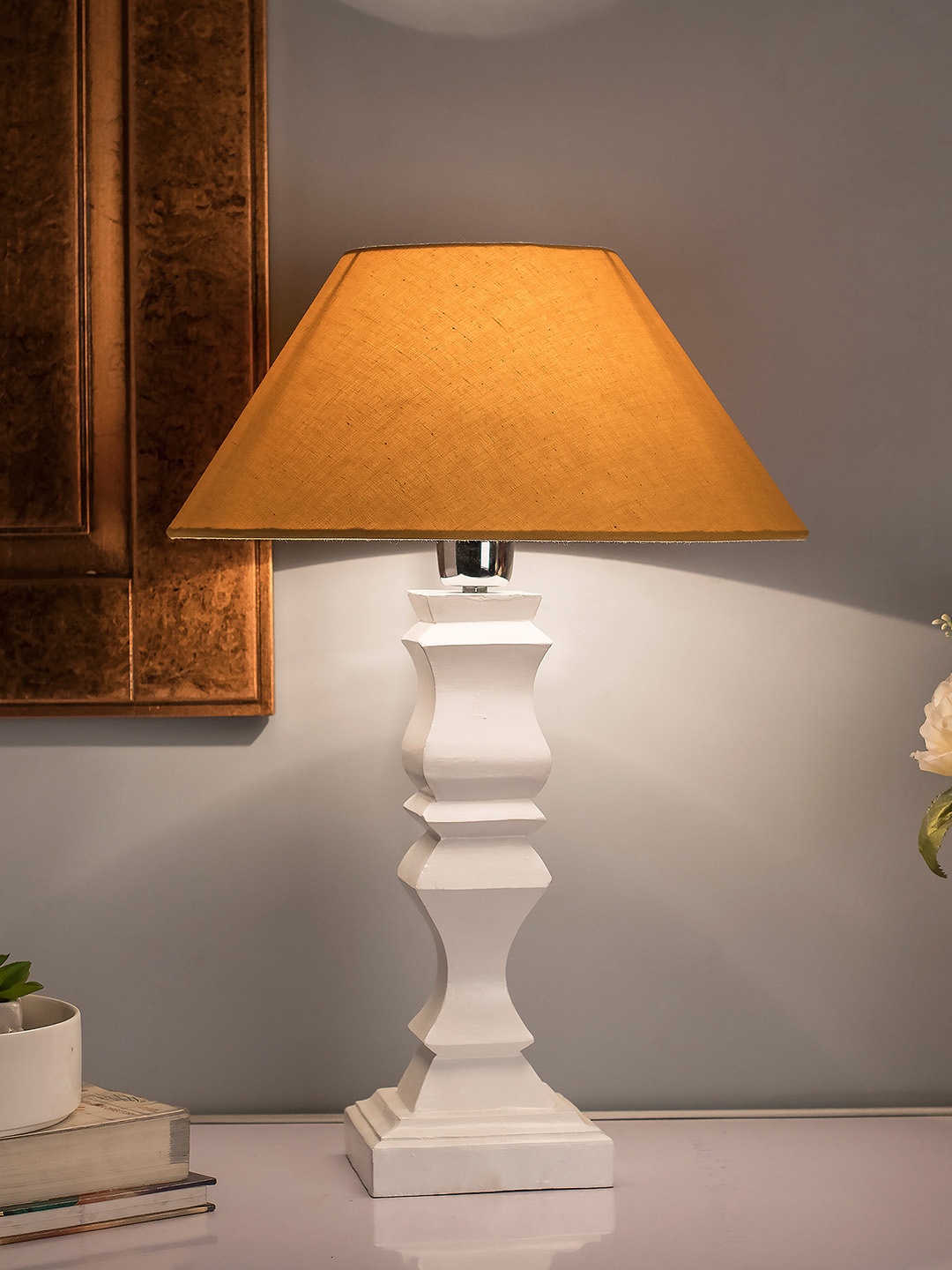 Homesake Beige Solid Classic Cube Cut Handcrafted Table Lamp with Shade