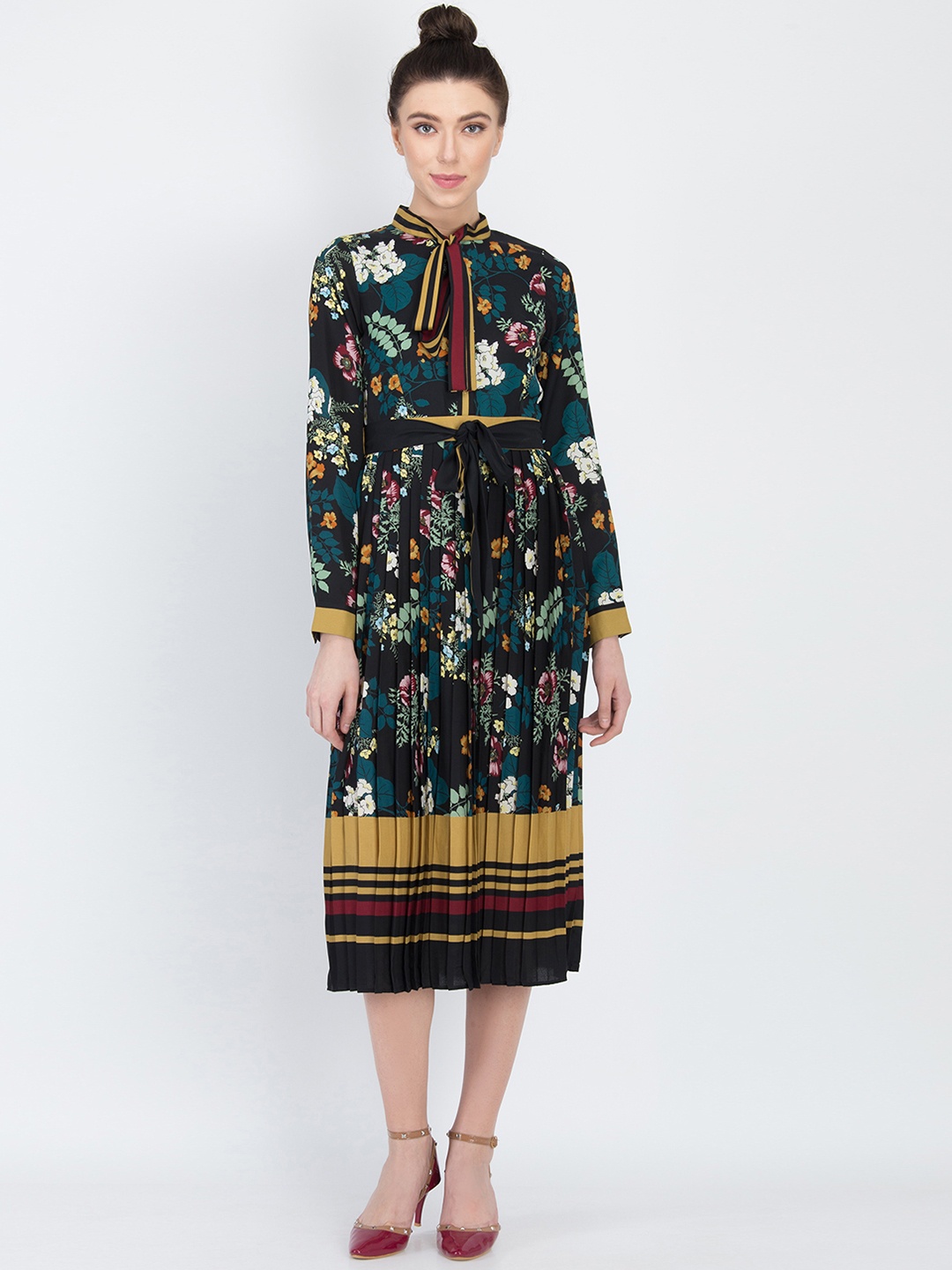

NIZA Women Black Printed Fit and Flare Dress