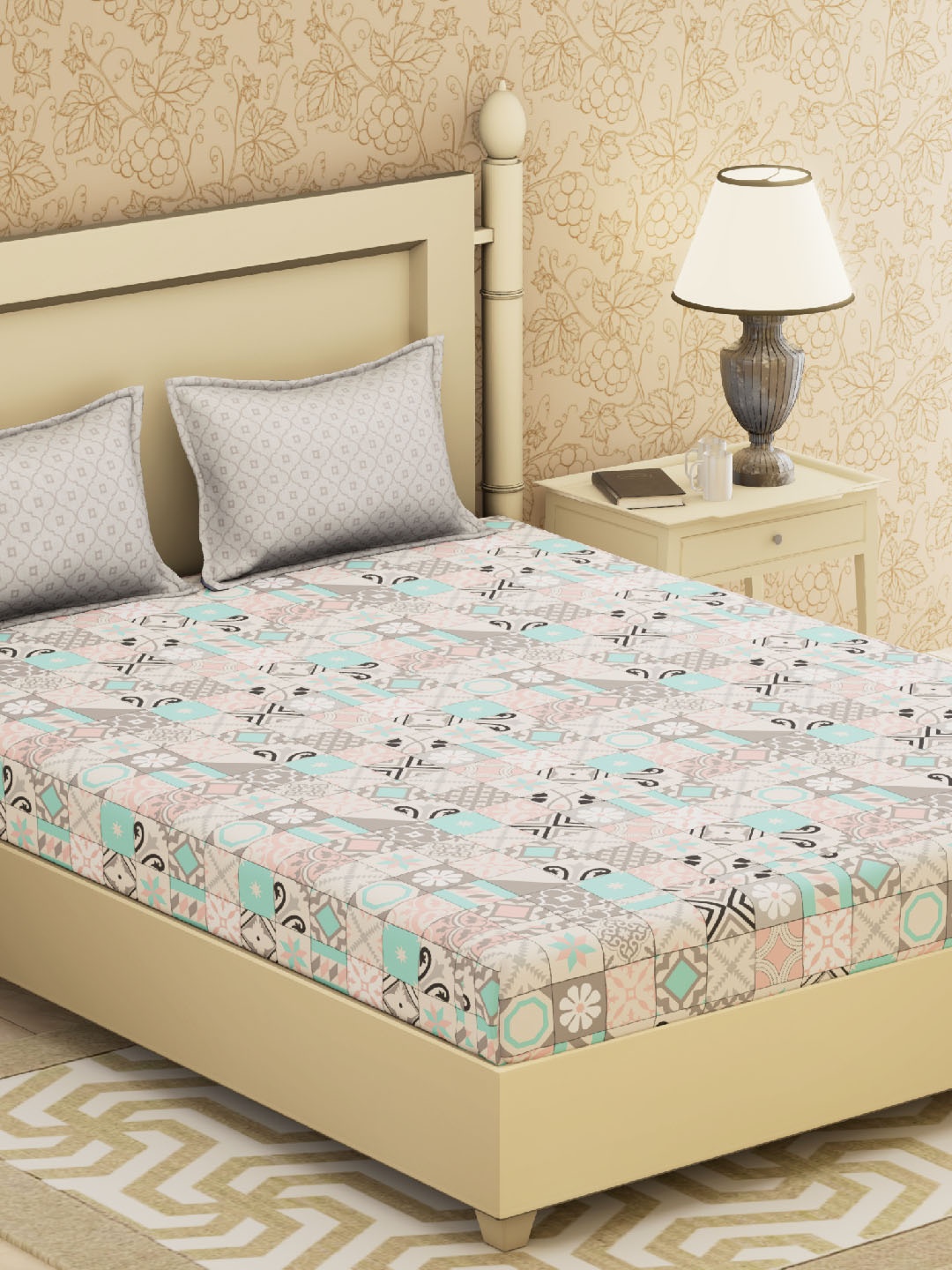 Boutique Living India Multicoloured Graphic Flat 210 TC 1 Double Bedsheet Pillow Covers, Multi