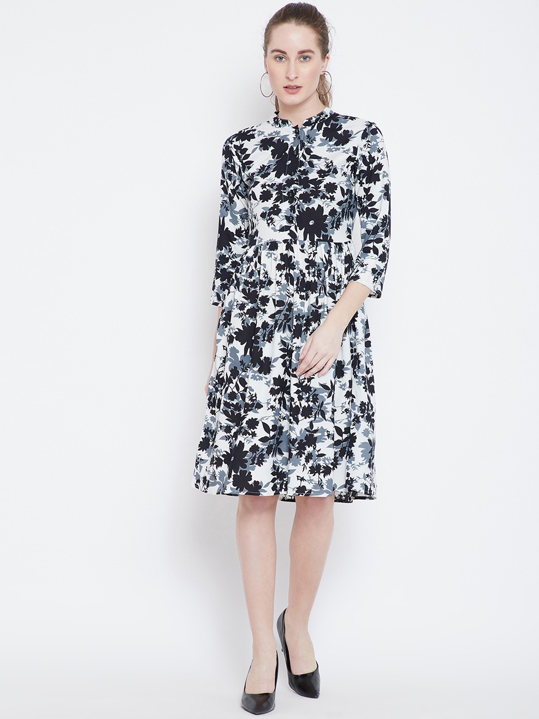 

The Dry State Women Multicoloured Floral Printed Fit and Flare Dress, Multi