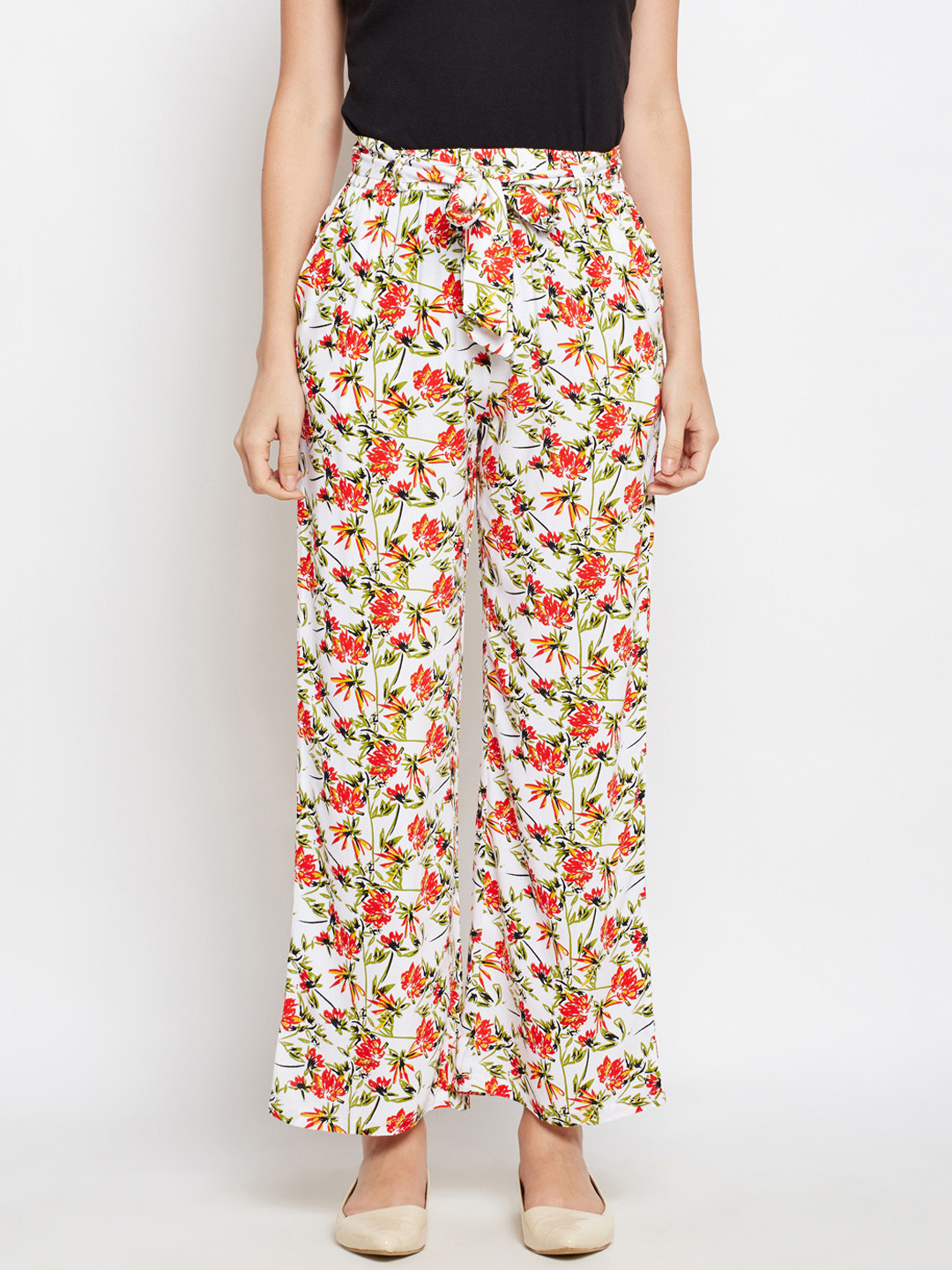 

Oxolloxo Women Off-White Regular Fit Printed Parallel Trousers
