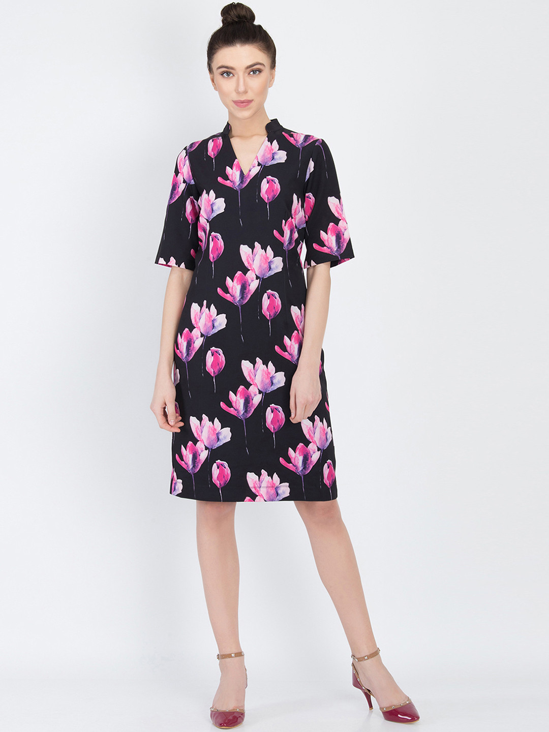 

NIZA Women Black Printed Shirt Dress
