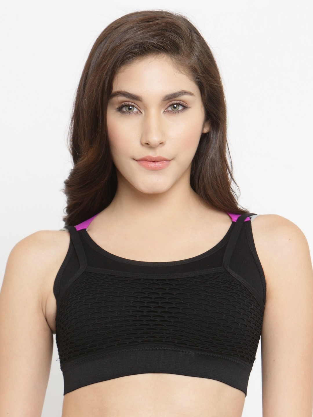 

PrettyCat Black Solid Non-Wired Lightly Padded Sports Bra