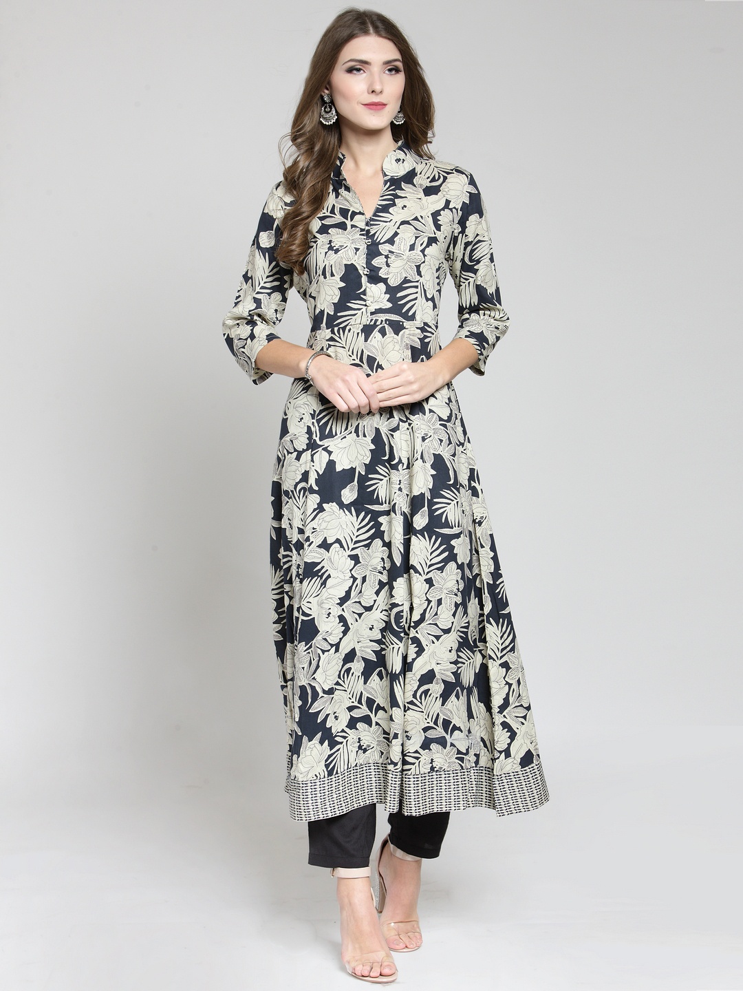 Sera Women Black Printed Kurta with Palazzos