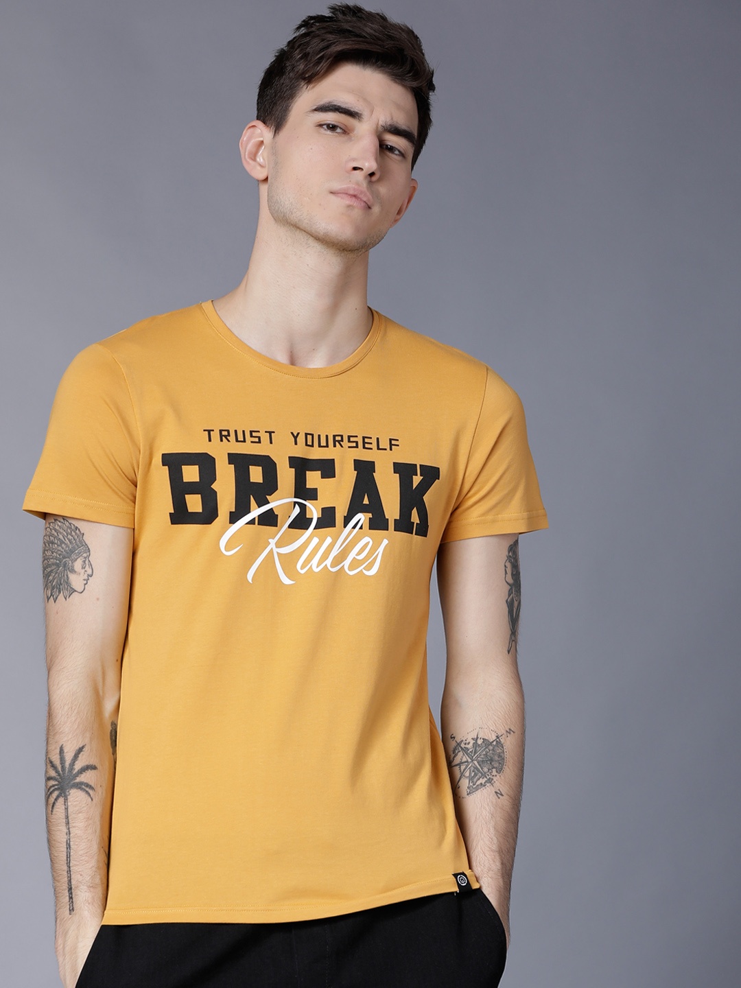 

LOCOMOTIVE Men Mustard Yellow Printed Round Neck T-shirt
