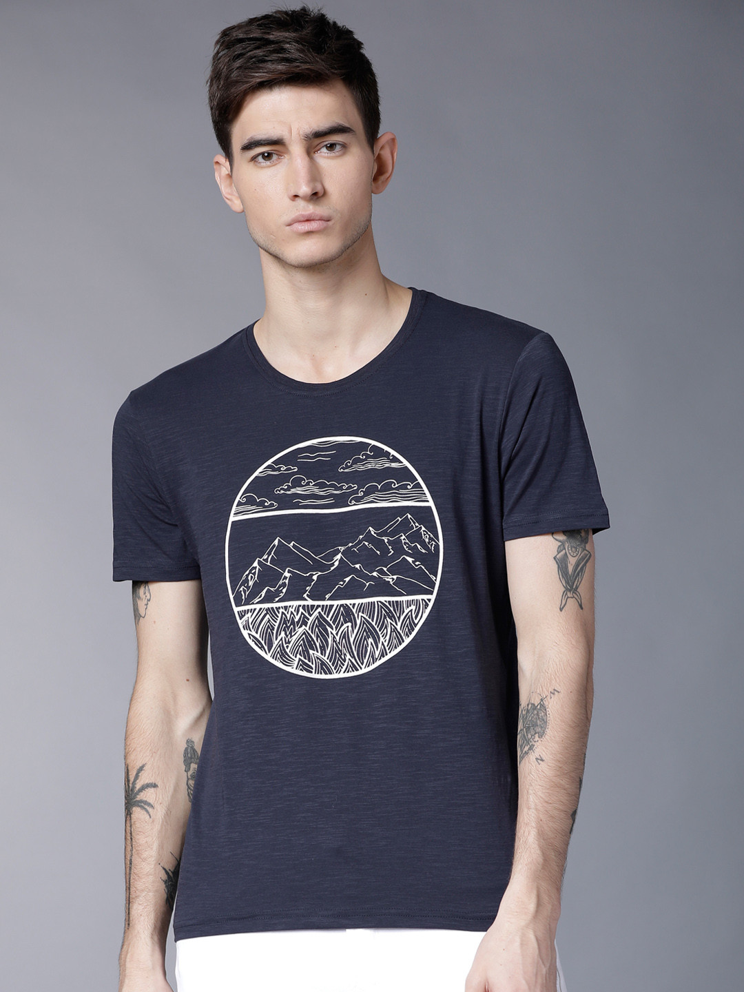 

LOCOMOTIVE Men Navy Blue Printed Round Neck T-shirt