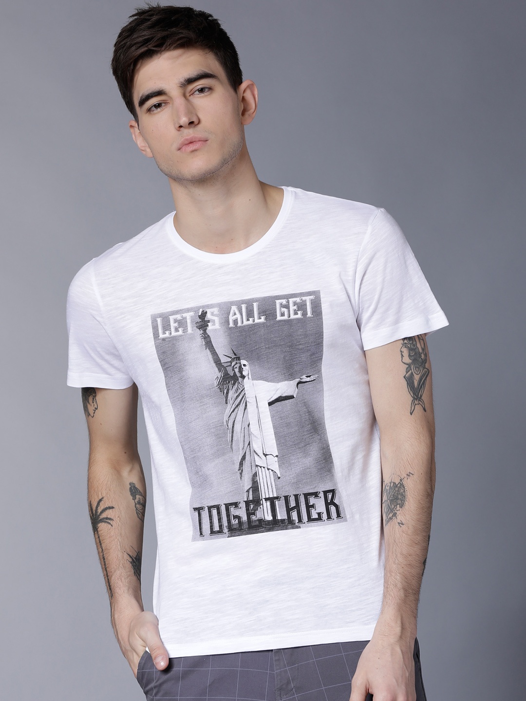 

LOCOMOTIVE Men White Printed Round Neck T-shirt