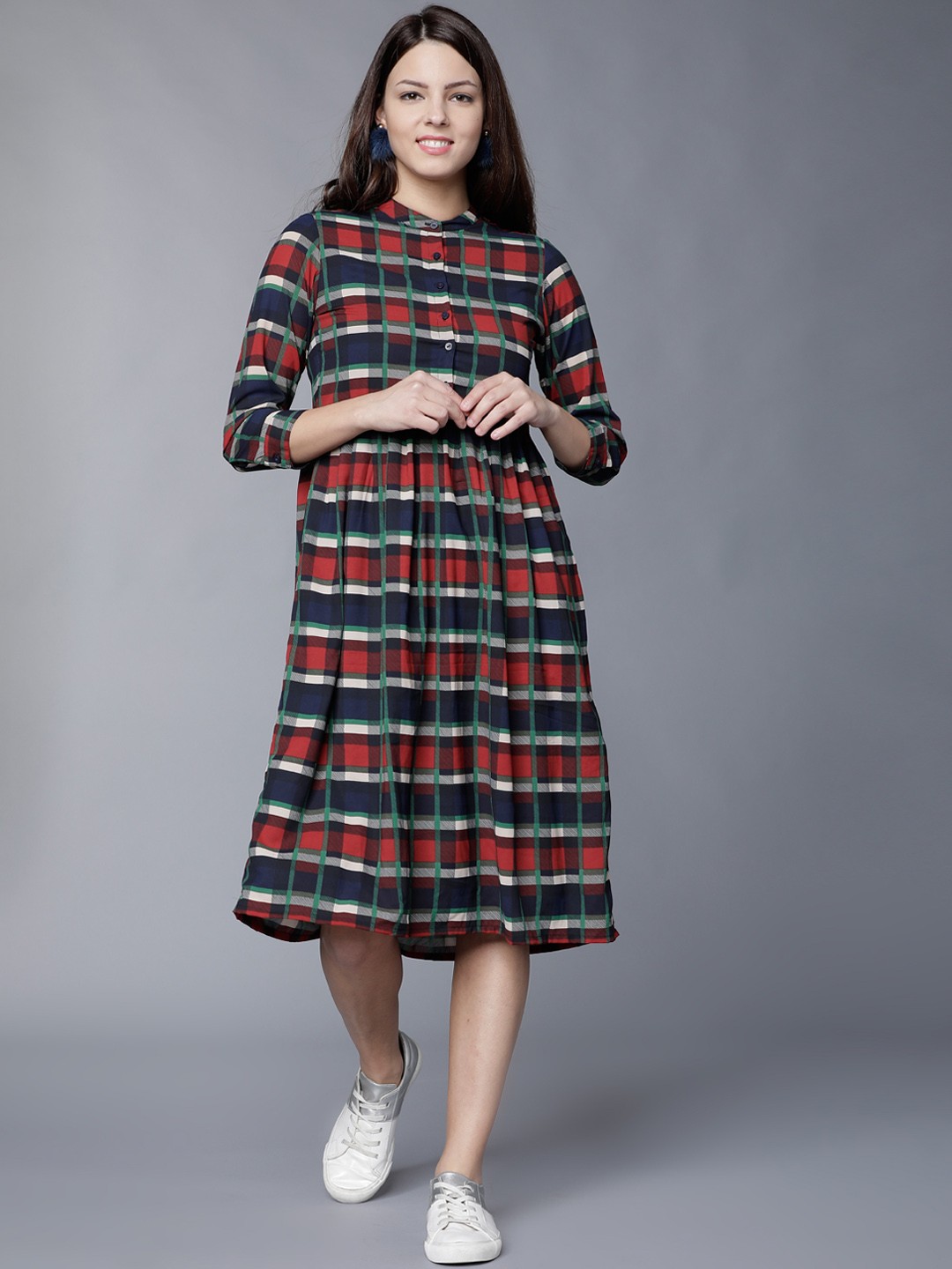 

Tokyo Talkies Women Red & Navy Blue Checked Fit and Flare Dress