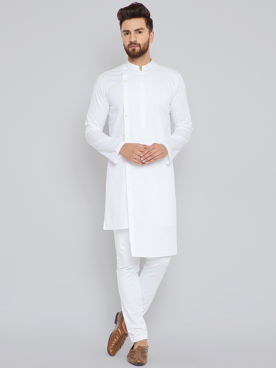 

See Designs Men White Solid Kurta with Trousers