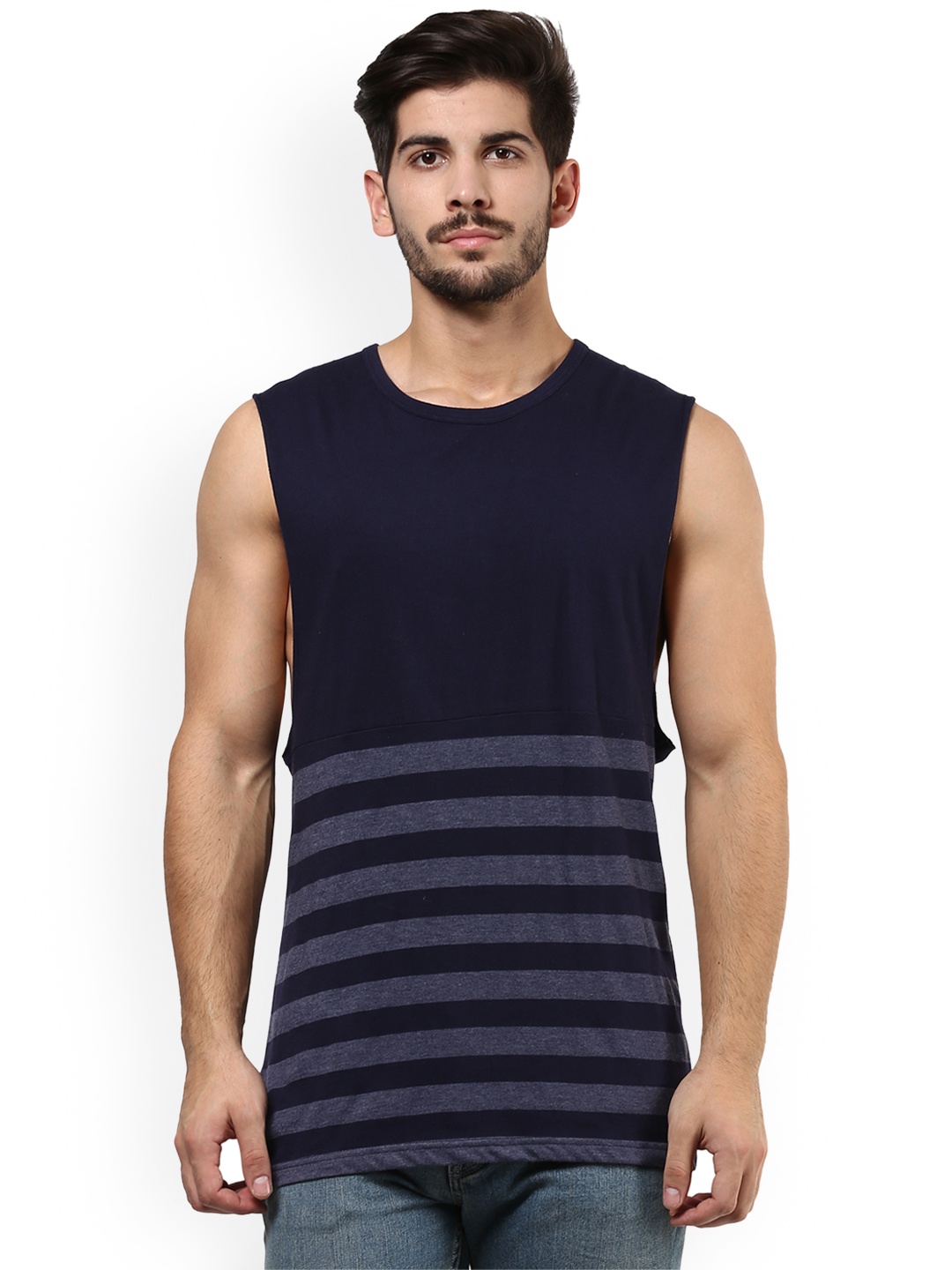 

Hypernation Men Blue Striped Round Neck T-shirt
