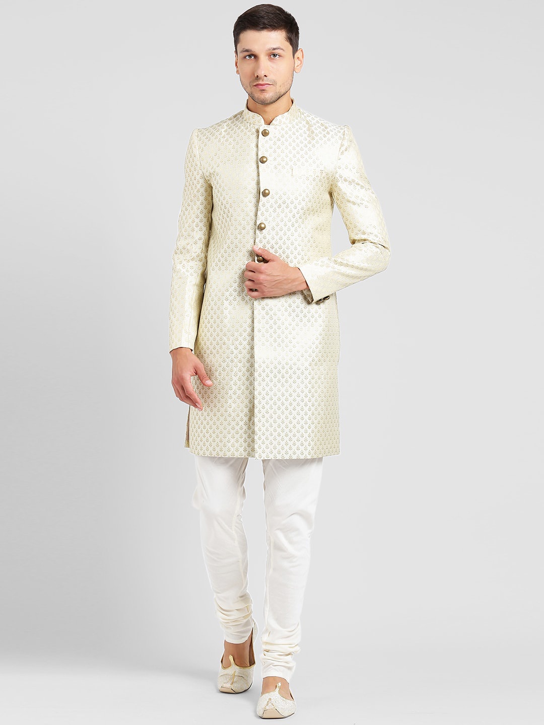 

KISAH Men Cream-Coloured Indowestern Sherwani Set