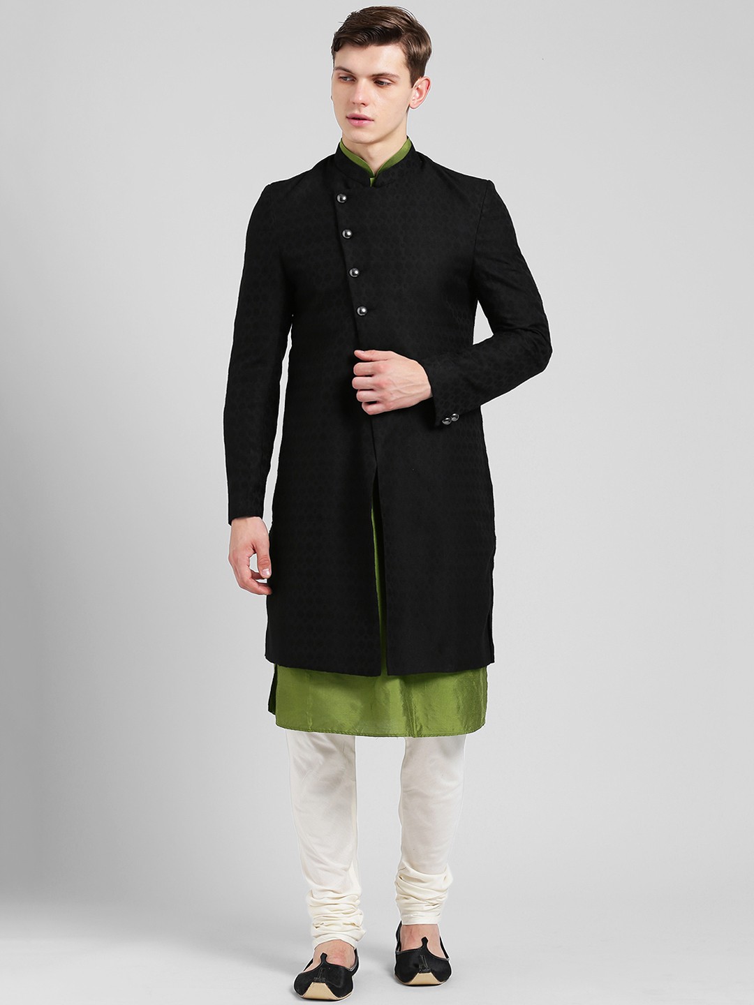 

KISAH Men Indowestern Sherwani Set, Black