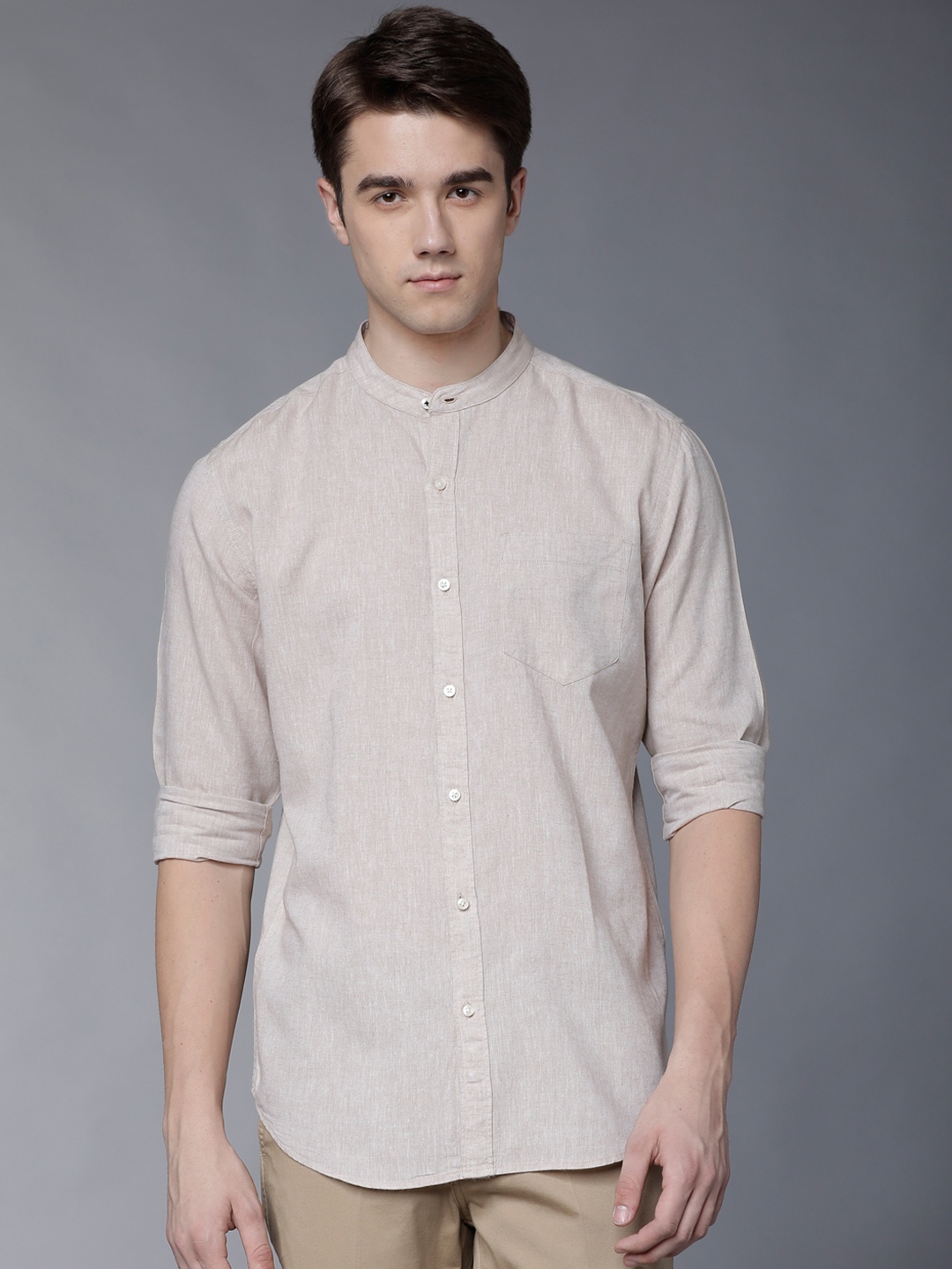 

Black coffee Men Beige Slim Fit Solid Casual Shirt