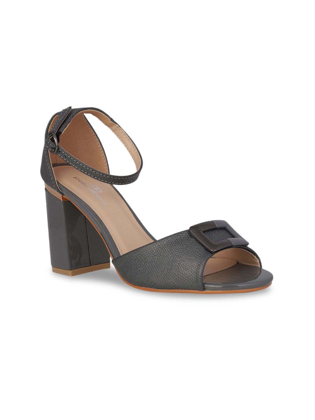 

pelle albero Women Grey Solid Sandals