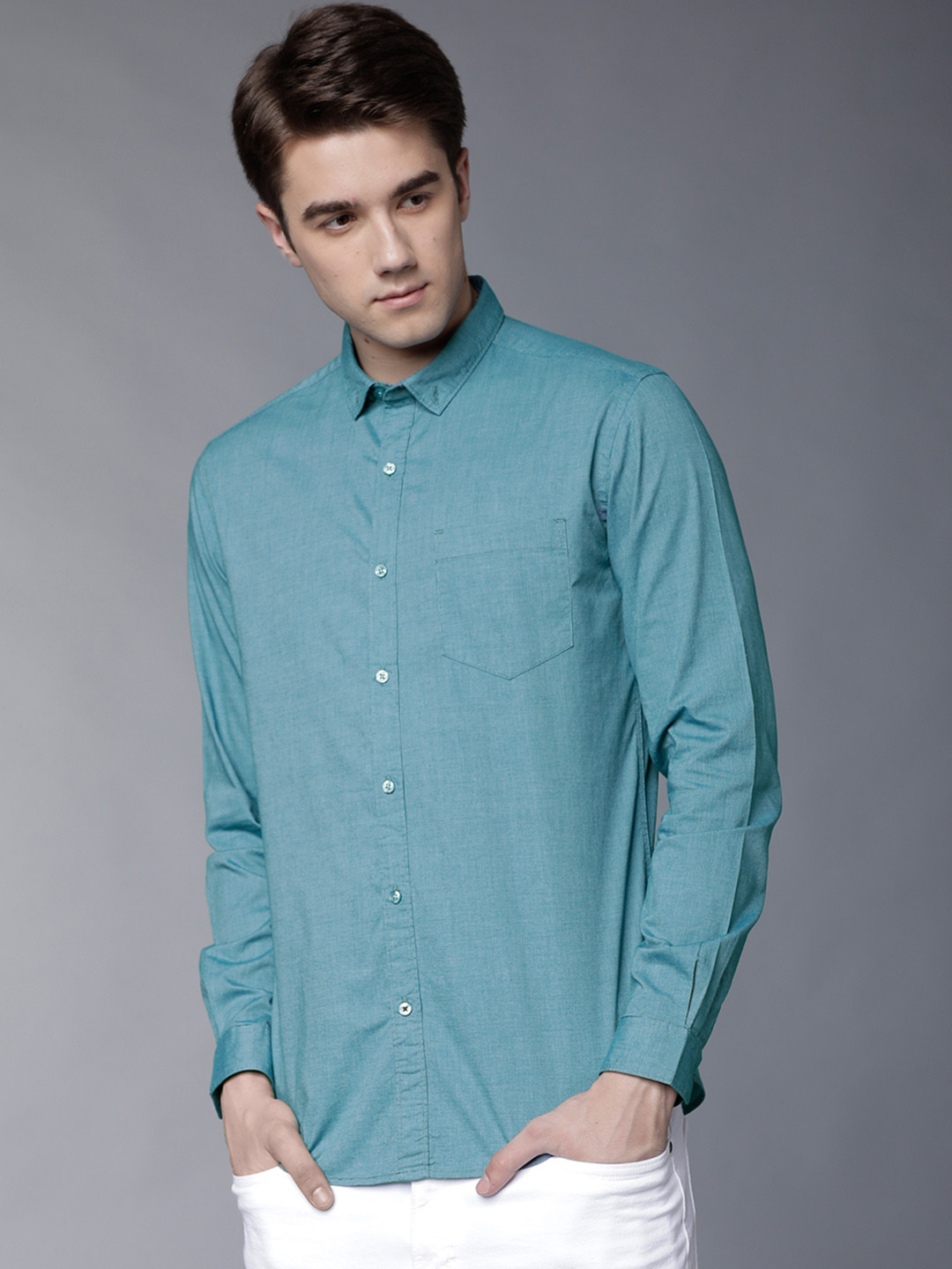

Black coffee Men Teal Blue Slim Fit Solid Casual Shirt