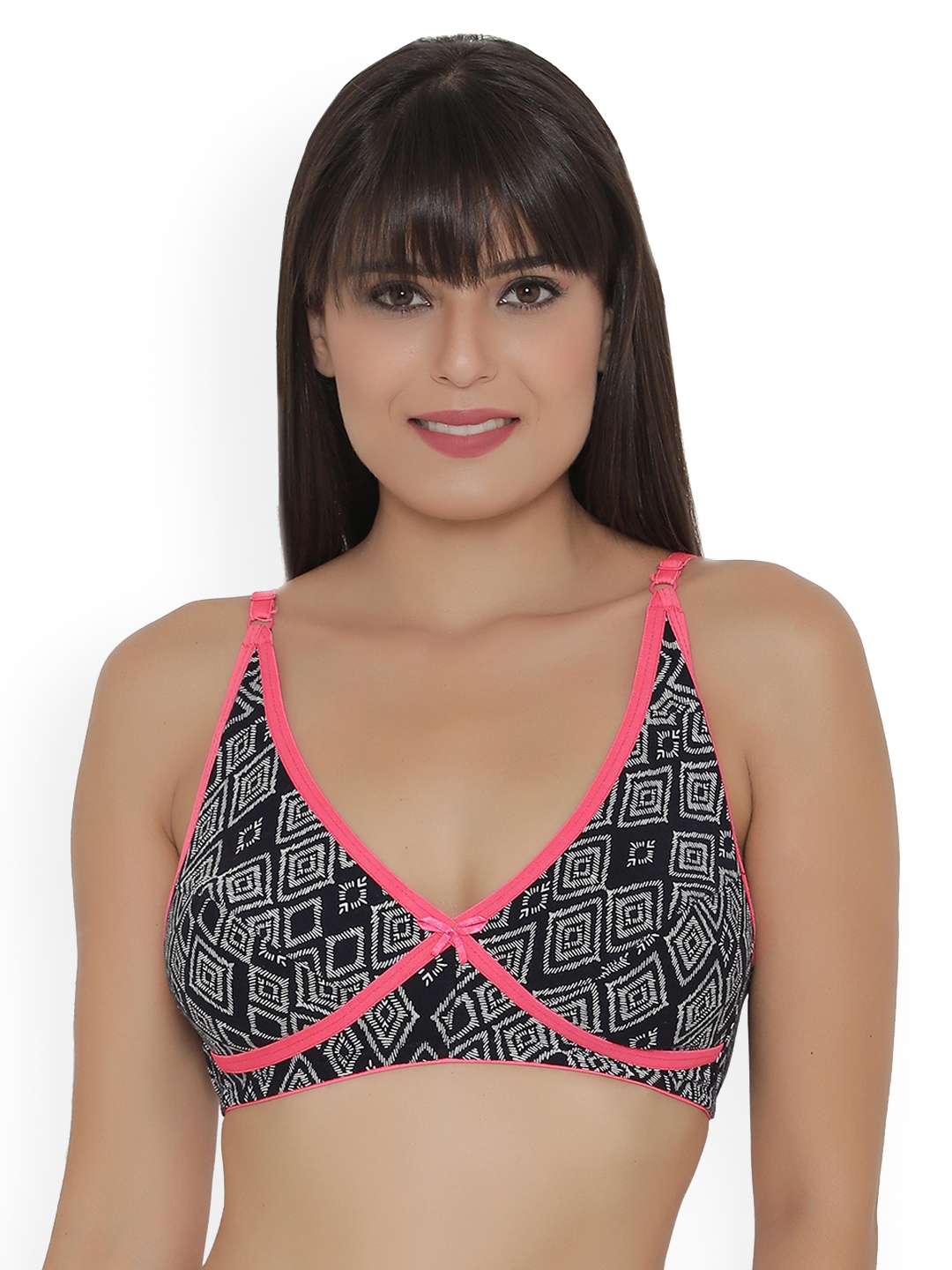 

Clovia Black Printed Non-Wired Non Padded Everyday Bra BR1392Z0840B