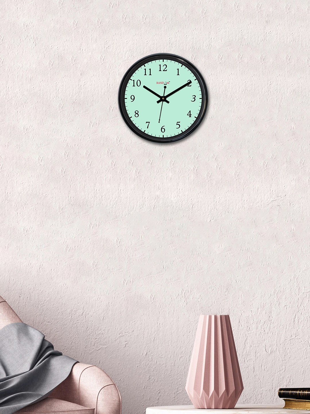 

RANDOM Green Round Solid 30 cm Analogue Wall Clock