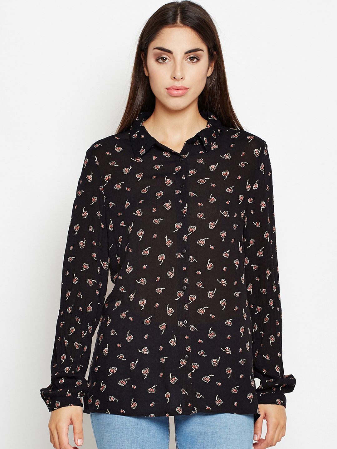 

Oxolloxo Women Black & Pink Regular Fit Printed Casual Shirt