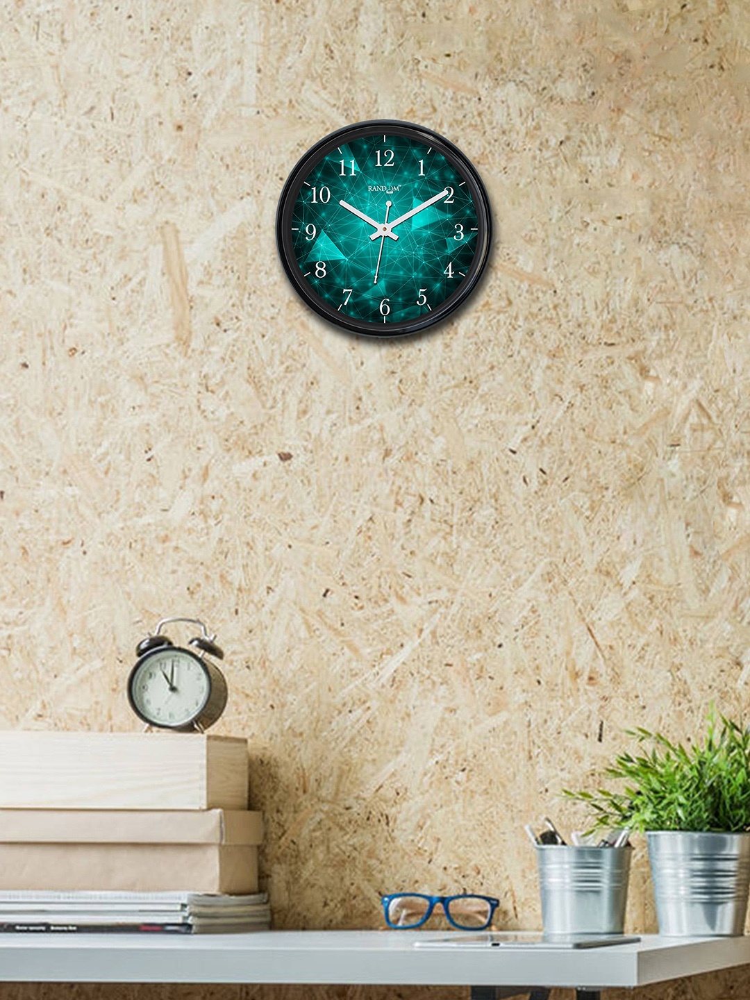 

RANDOM Turquoise Blue Round Printed Analogue Wall Clock RC-6304