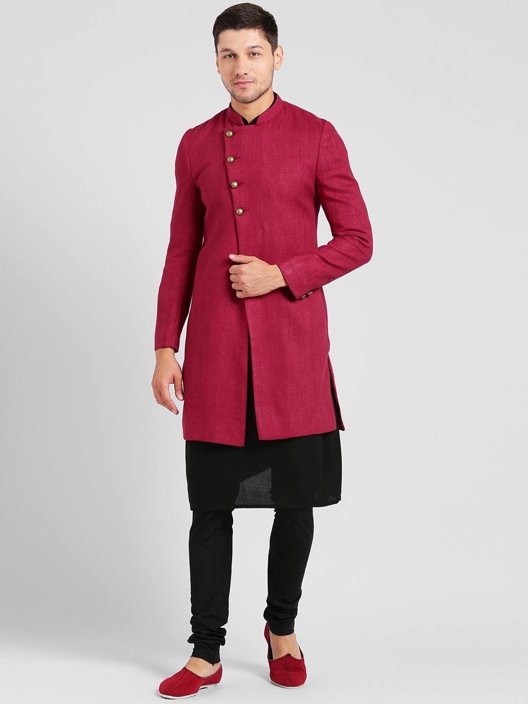 

KISAH Men Indowestern Sherwani Set, Red
