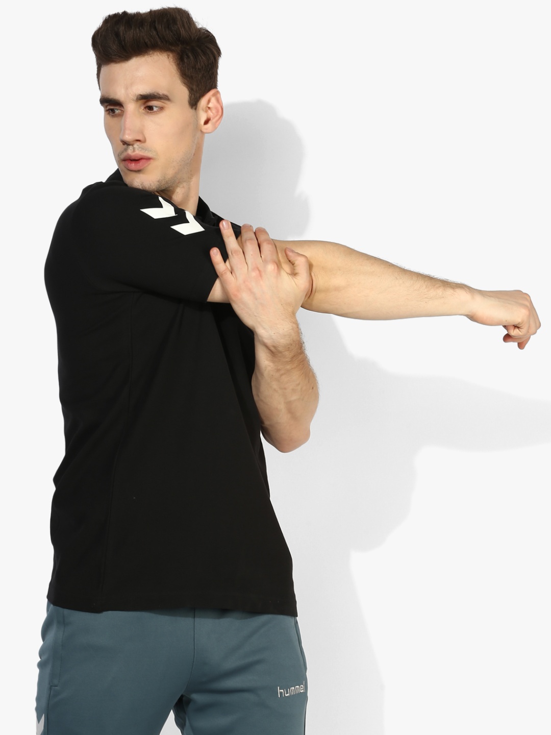 

hummel Men Black Solid Polo Collar T-shirt