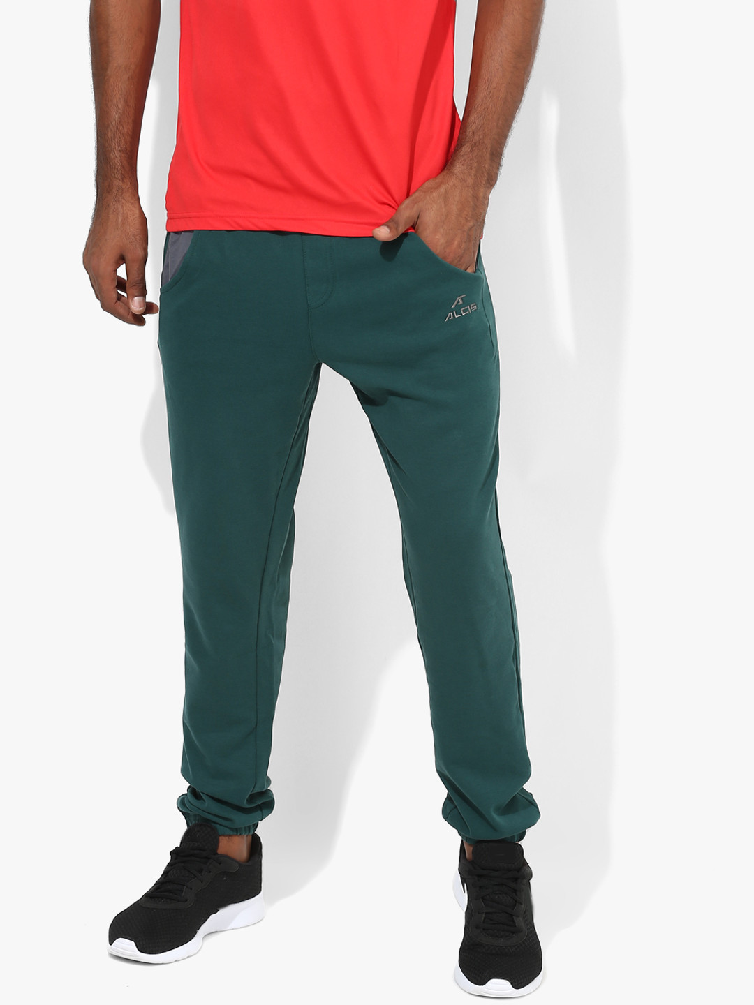 

Alcis Men Green Straight Fit Solid Joggers
