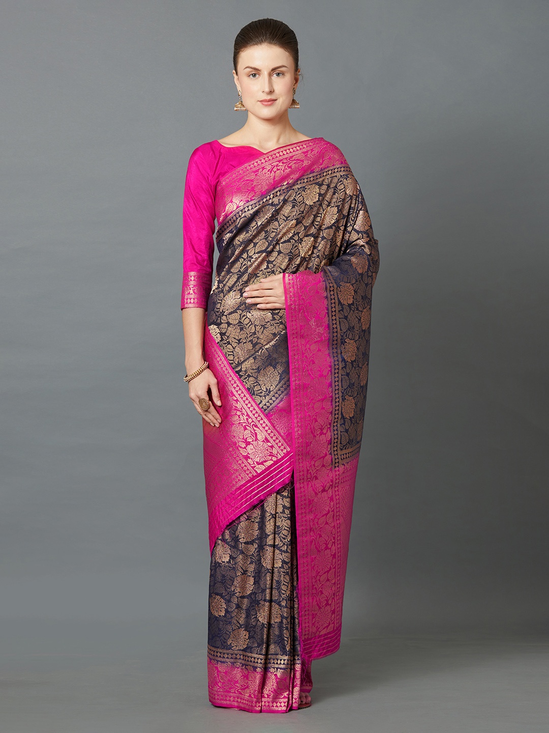 

Mitera Navy Blue & Pink Silk Blend Woven DesignKanjeevaram Saree