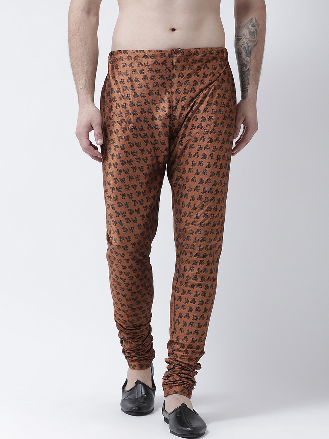 

DEYANN Men Copper-Toned Printed Churidar-Length Pyjama