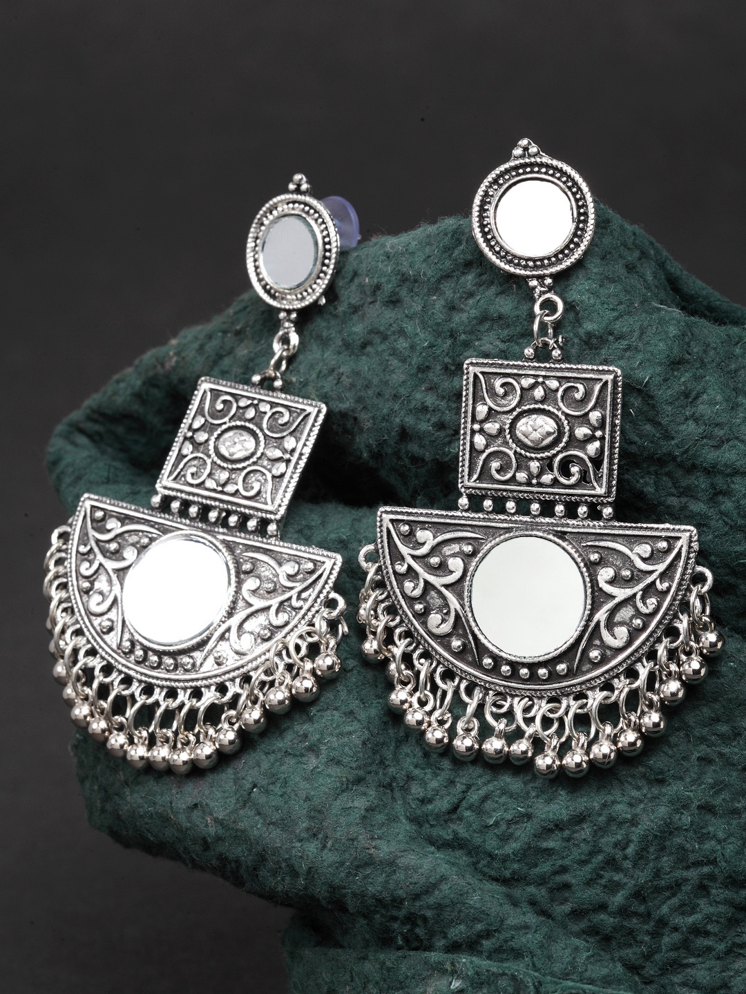 

Moedbuille Silver-Toned Crescent Shaped Drop Earrings