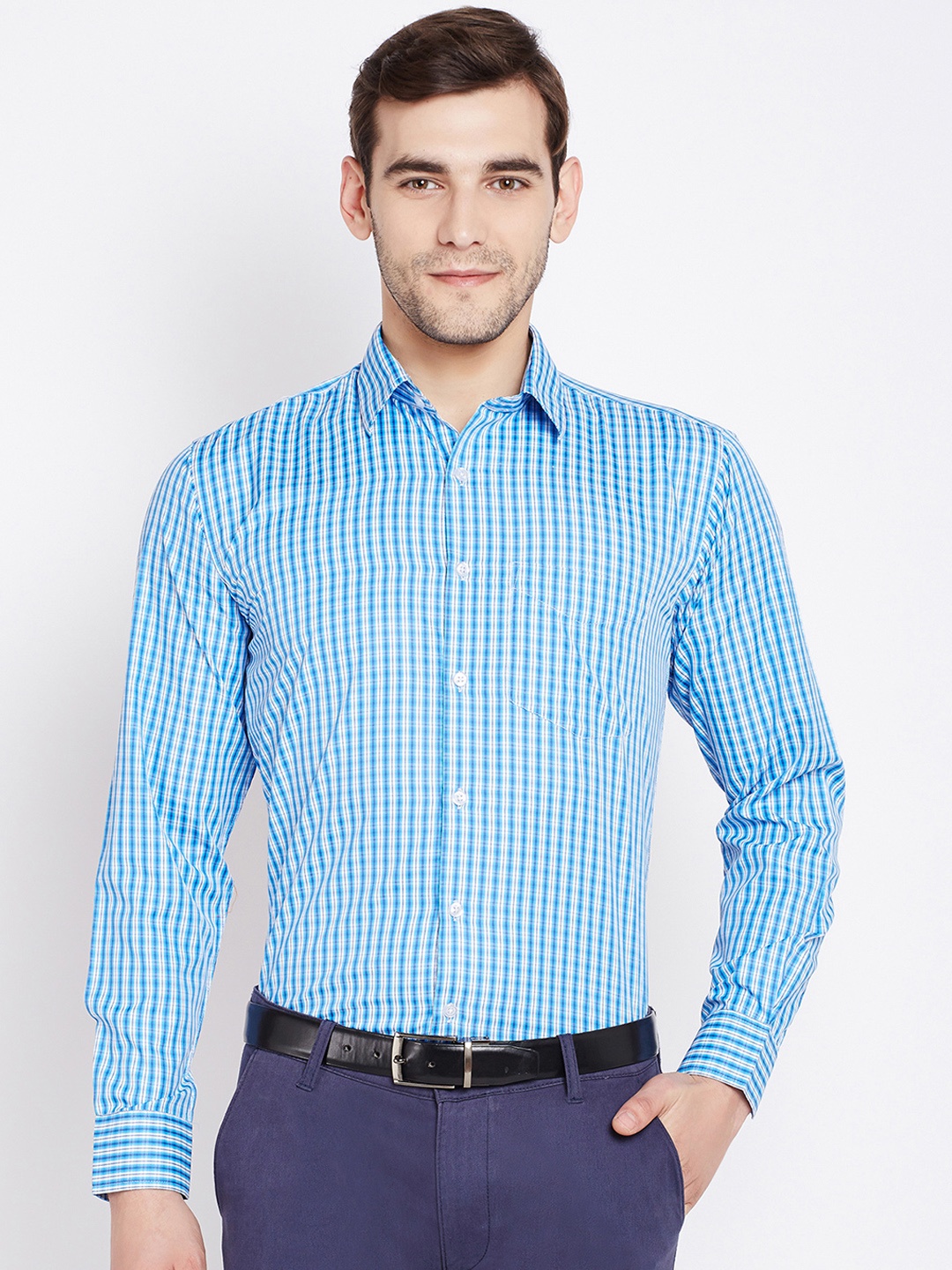 

English Navy Men Blue & White Slim Fit Checked Formal Shirt