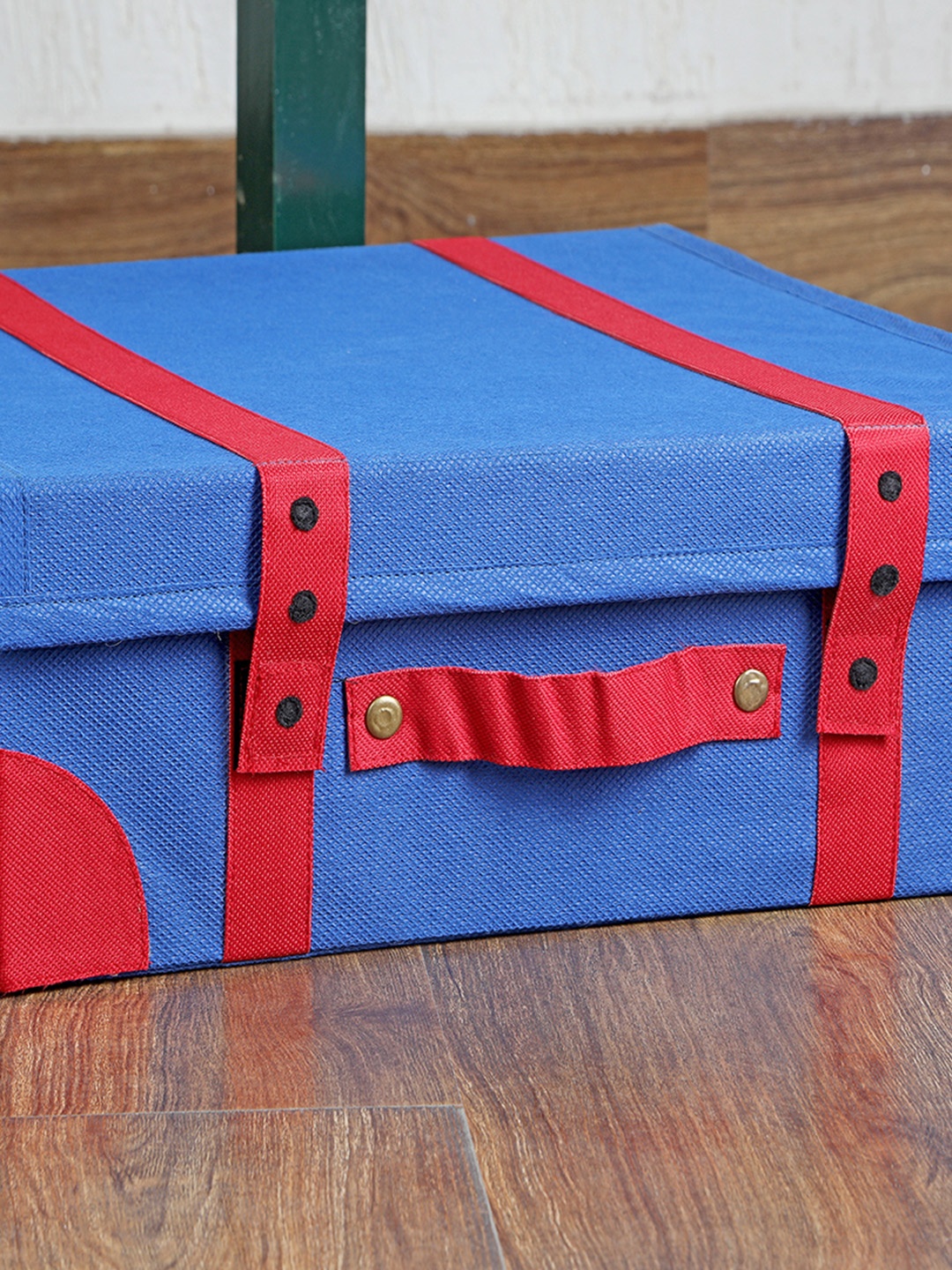 

My Gift Booth Blue Kids Room Medium Storage Chest