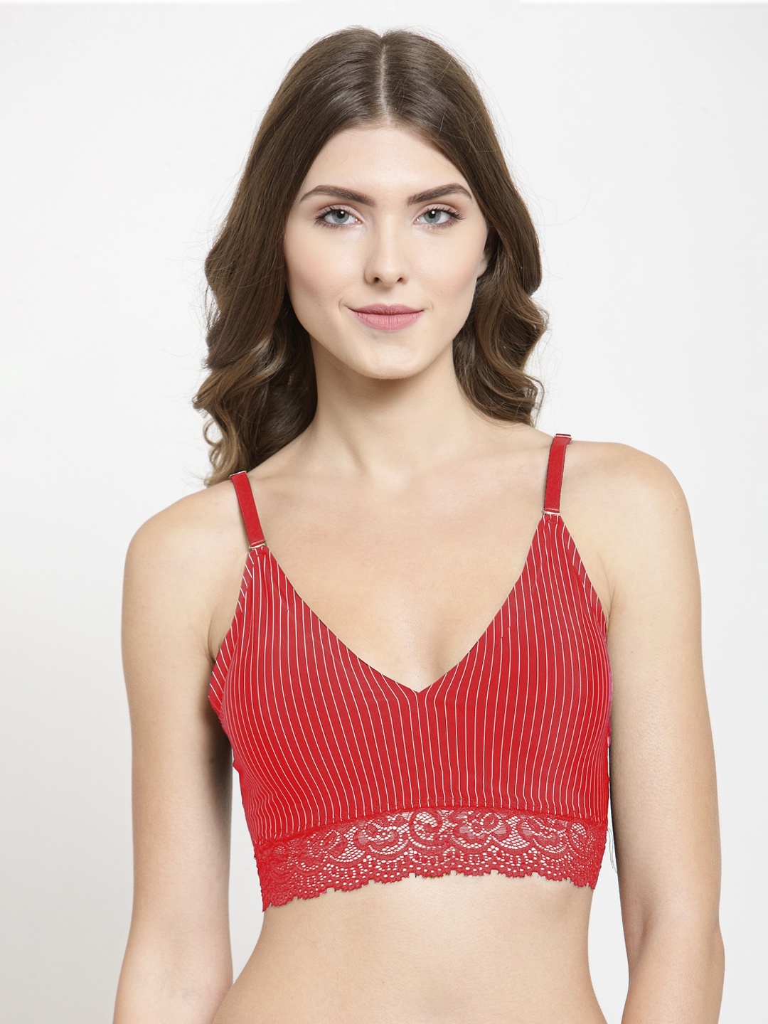 

PrettyCat Red & White Printed Non-Wired Lightly Padded Bralette PC-SB-5134