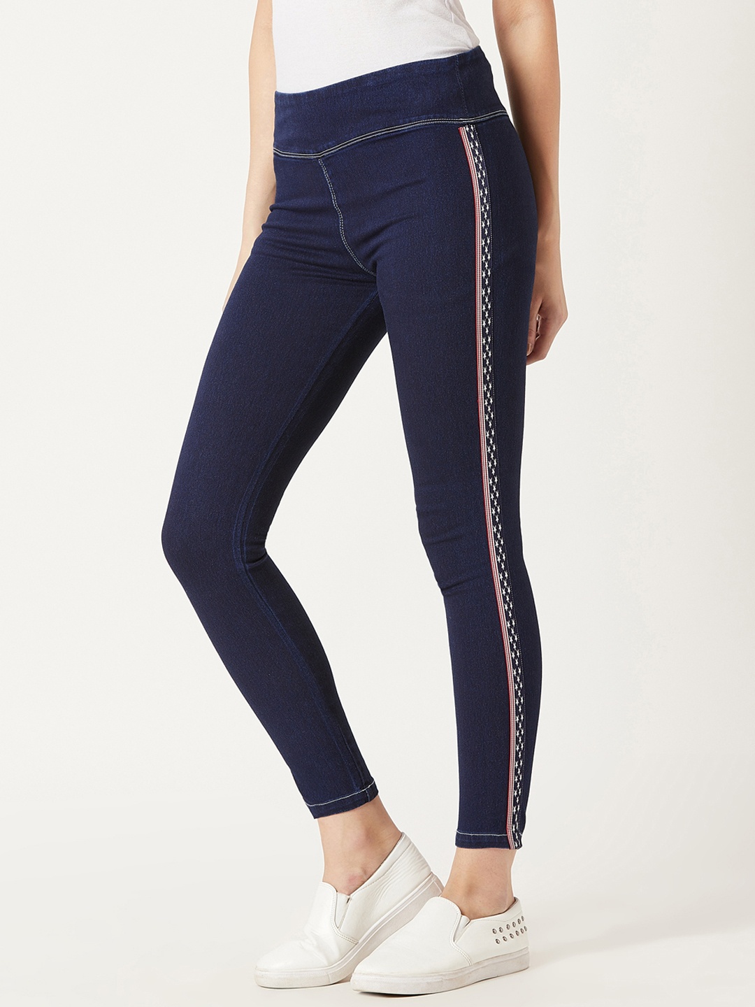 

Miss Chase Women Navy Blue Denim Super Skinny Fit Jeggings