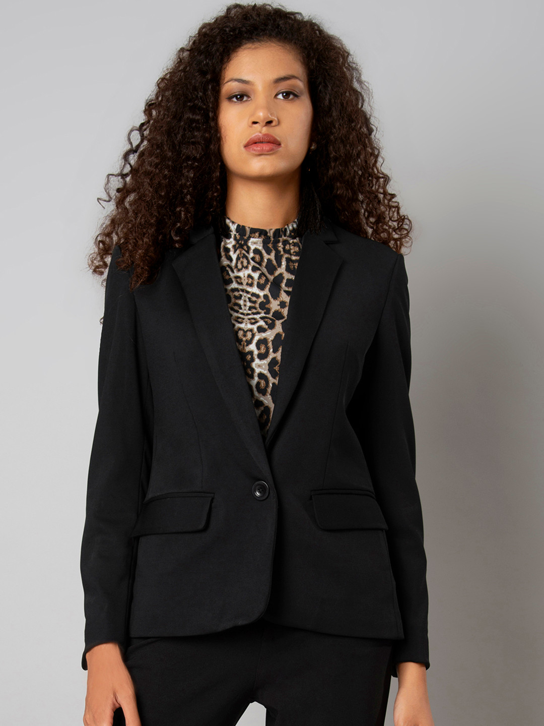 

Faballey Women Black Single-Breasted Casual Blazer