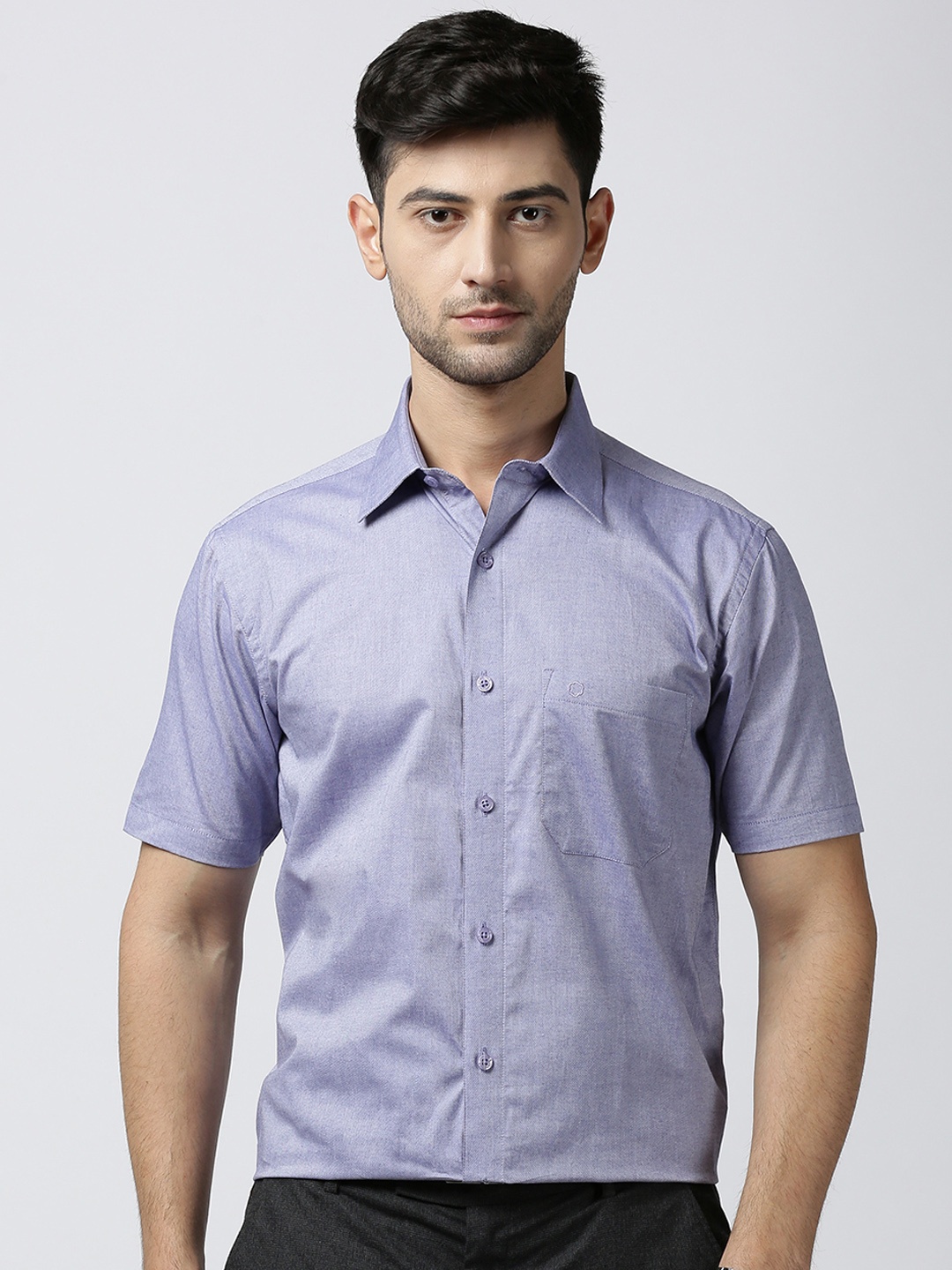 

Jansons Men Lavender Regular Fit Solid Formal Shirt