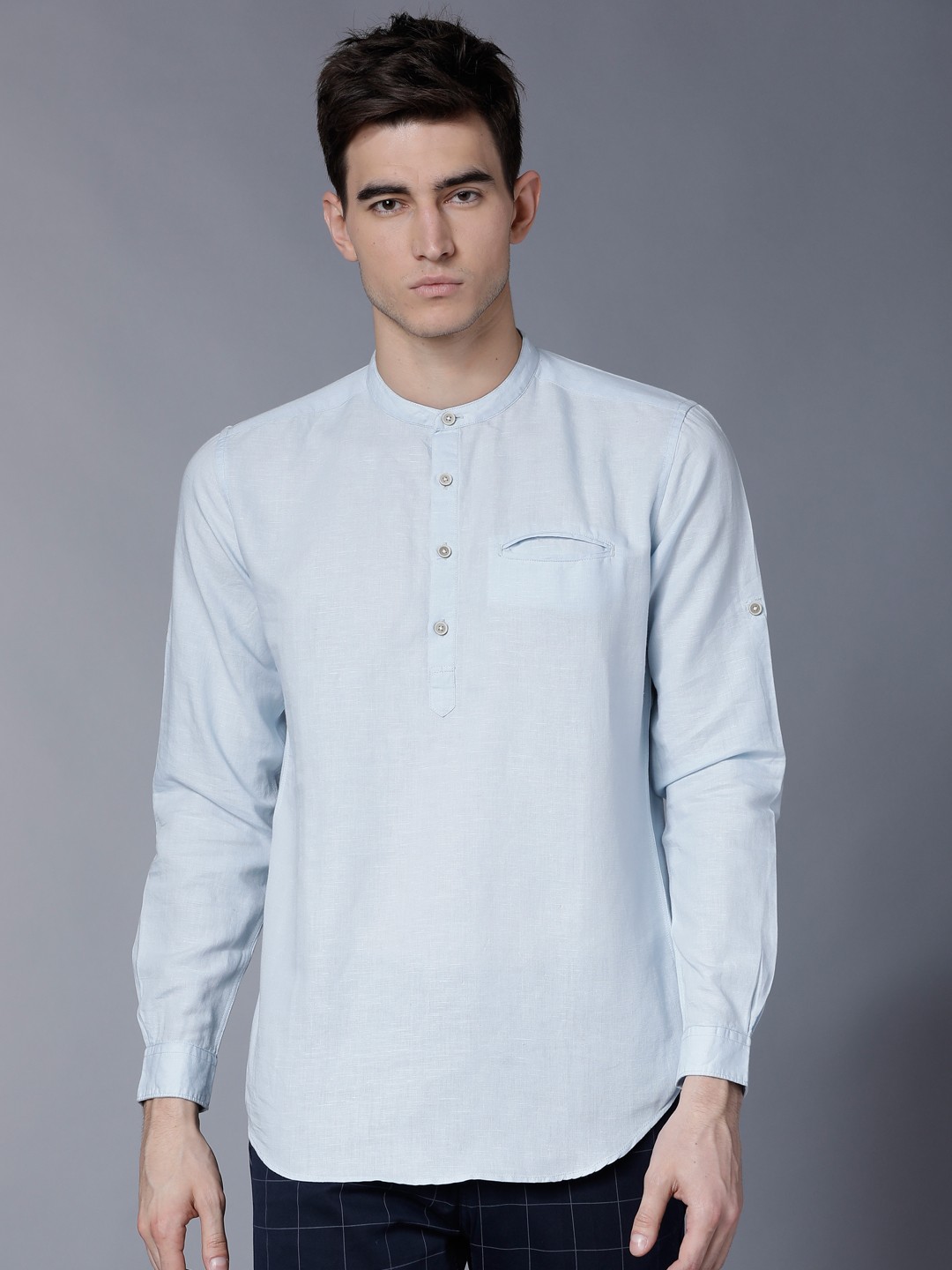 

LOCOMOTIVE Men Blue Slim Fit Solid Casual Shirt