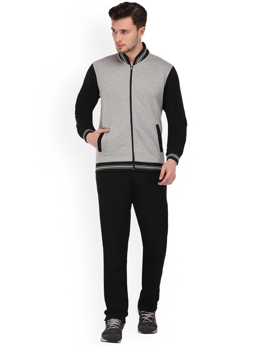 

WILD WEST Men Black & Grey Solid Tracksuit