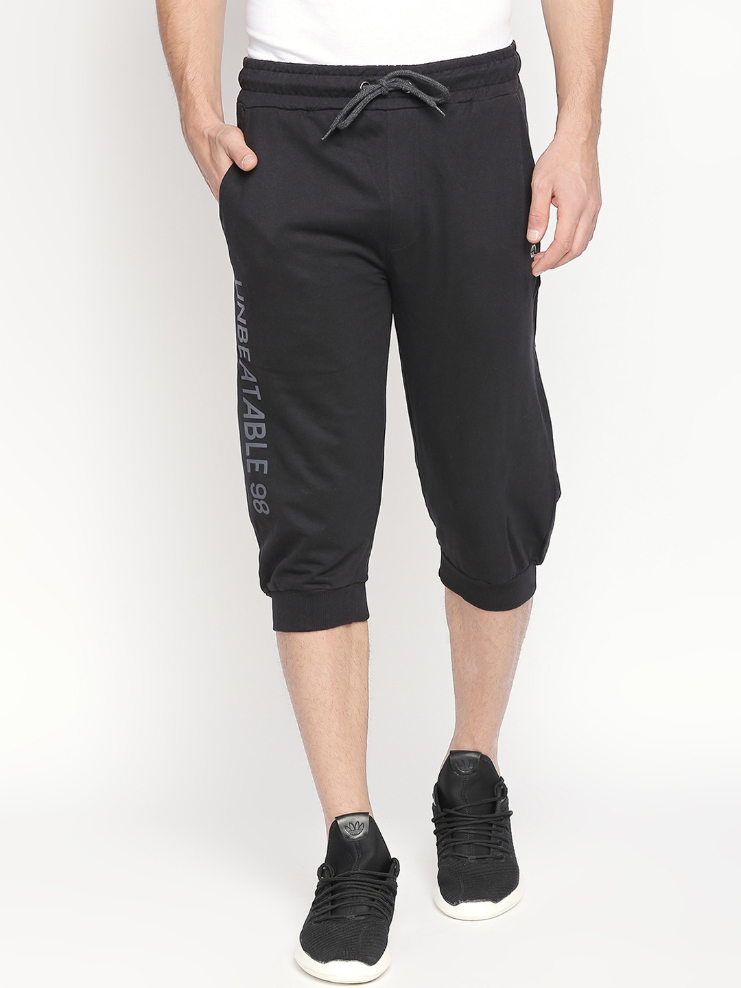 

Ajile by Pantaloons Men Black Solid Regular Fit Sports Shorts