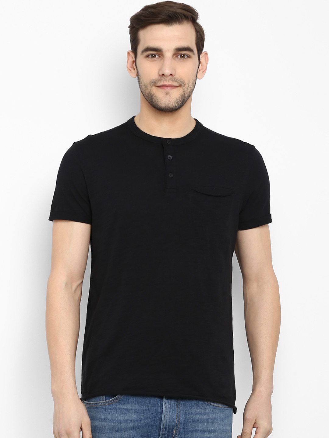 

Red Tape Men Black Solid Henley Neck T-shirt