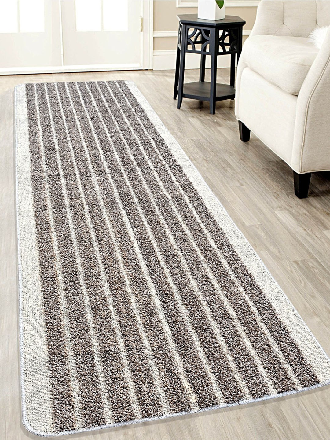 

Saral Home Silver-Toned & Grey Striped Runner