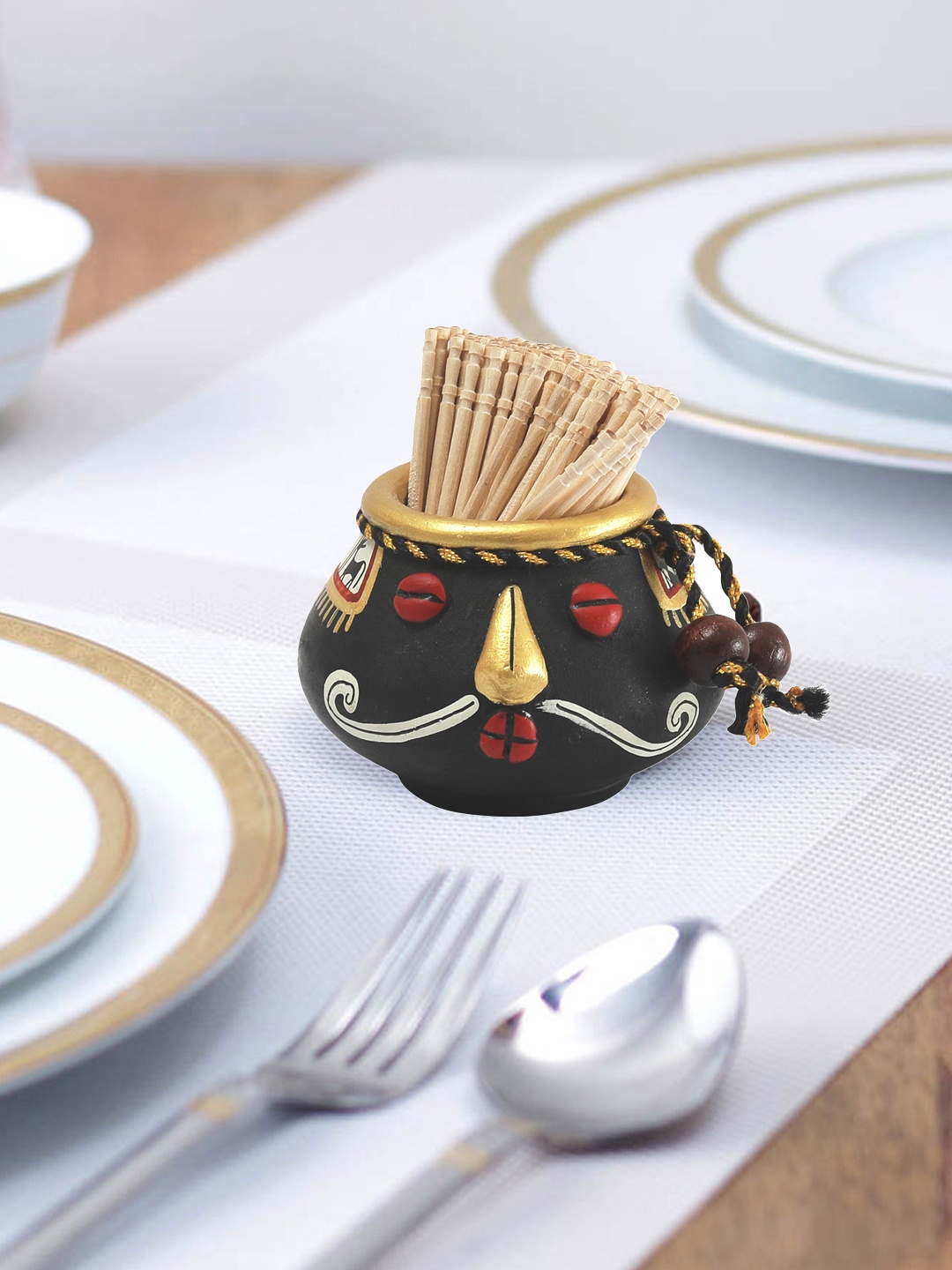 

VarEesha Black Terracotta Toothpick Holder