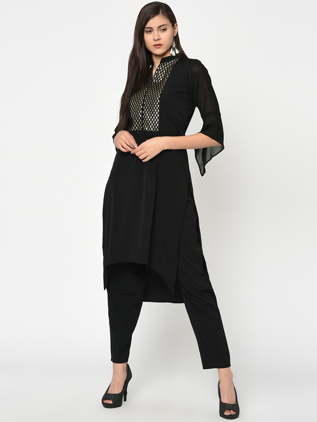 

ZIYAA Women Black Yoke Design Straight Kurta
