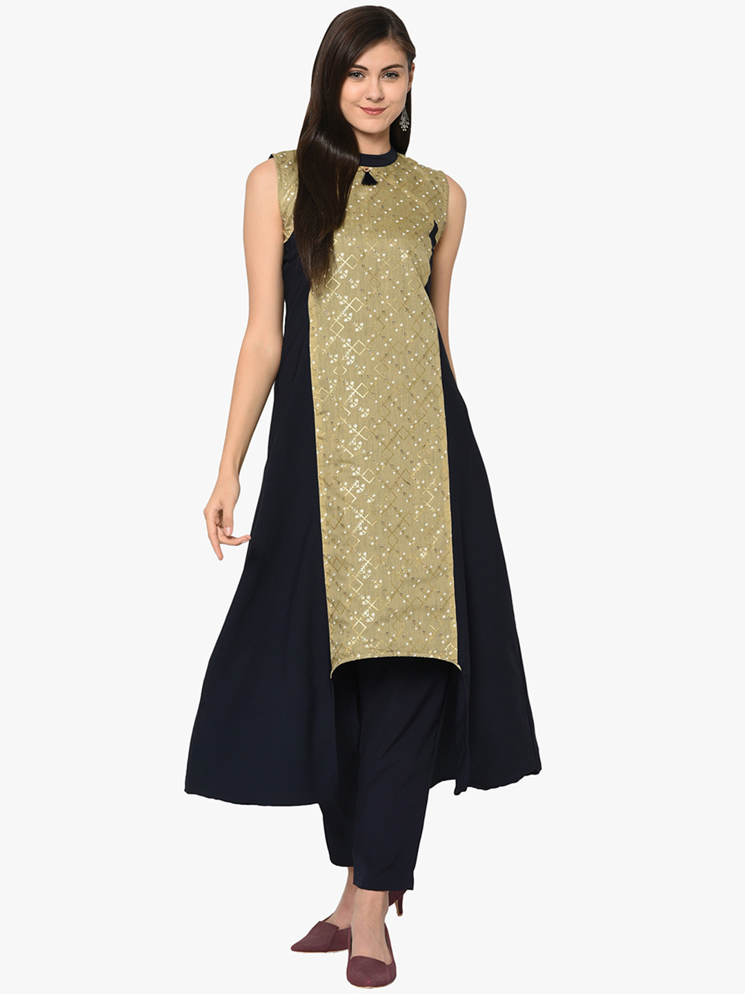 

ZIYAA Women Navy Blue & Gold-Toned Printed Kurti with Trousers