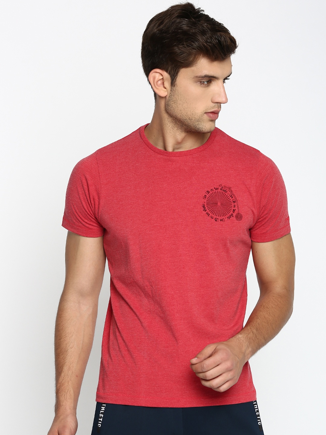 

Basics Men Red Solid Round Neck T-shirt
